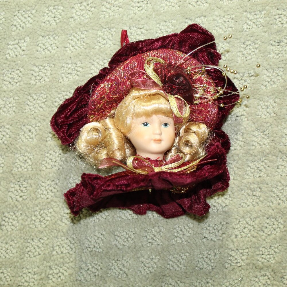 Vtg Victorian-style Ceramic Christmas Ornament Doll Head in Maroon Collar & Hat